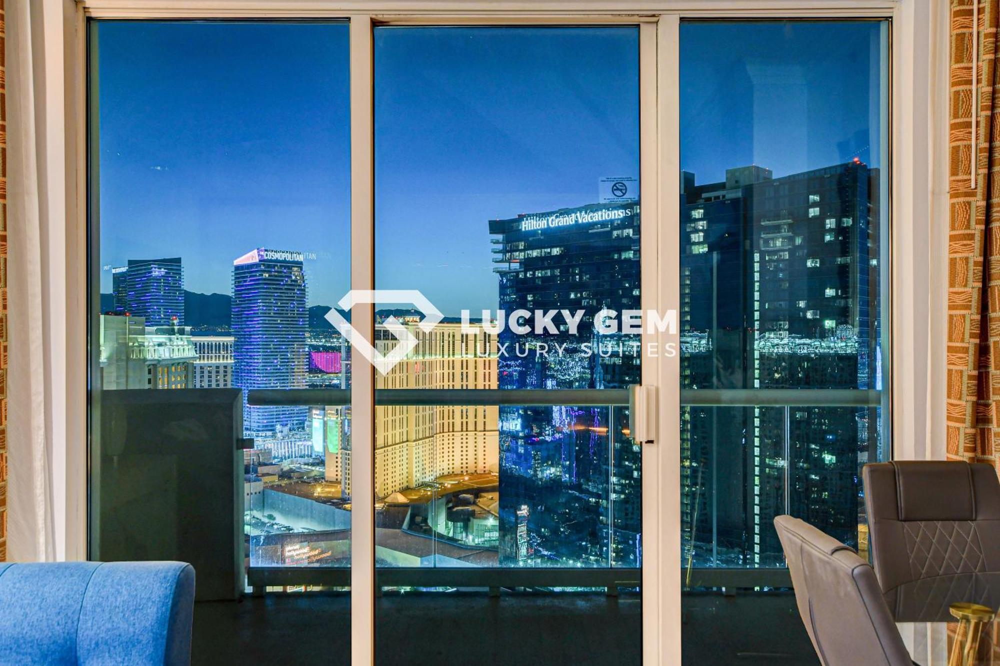 Lucky Gem Penthouse & Luxury Suites At Signature Resort, Balcony Strip View 3505 Лас-Вегас Екстер'єр фото