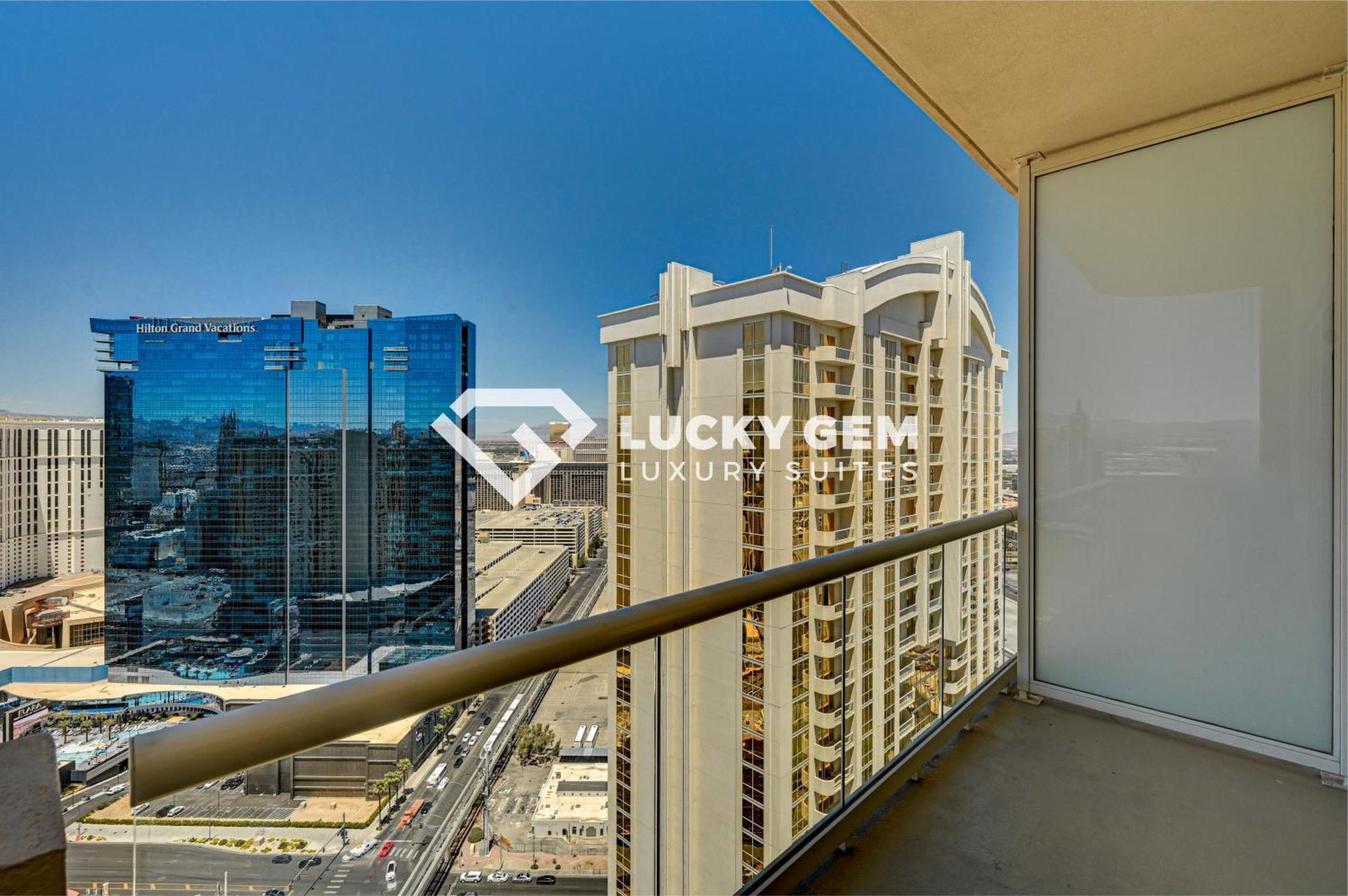 Lucky Gem Penthouse & Luxury Suites At Signature Resort, Balcony Strip View 3505 Лас-Вегас Екстер'єр фото