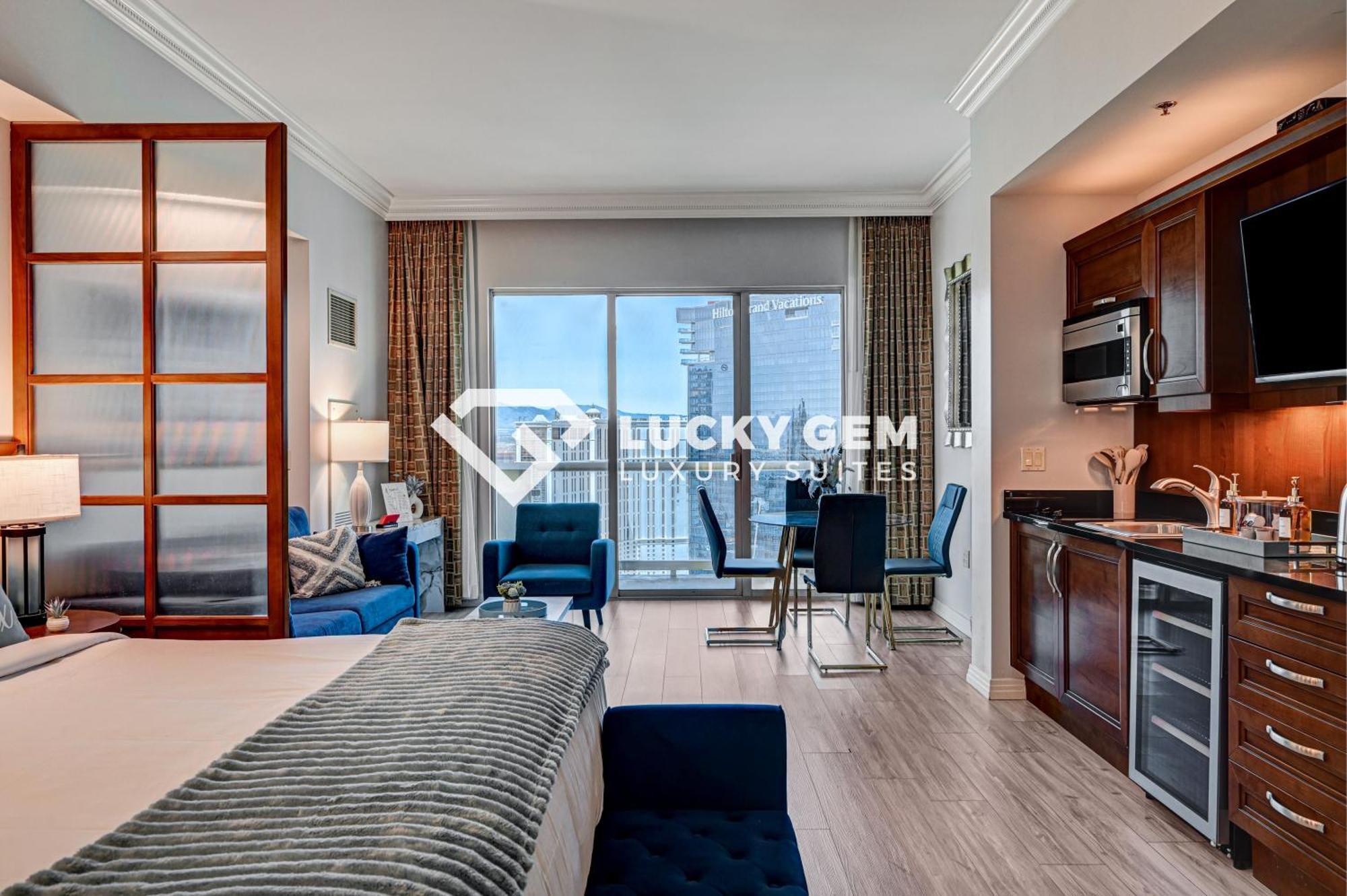 Lucky Gem Penthouse & Luxury Suites At Signature Resort, Balcony Strip View 3505 Лас-Вегас Екстер'єр фото
