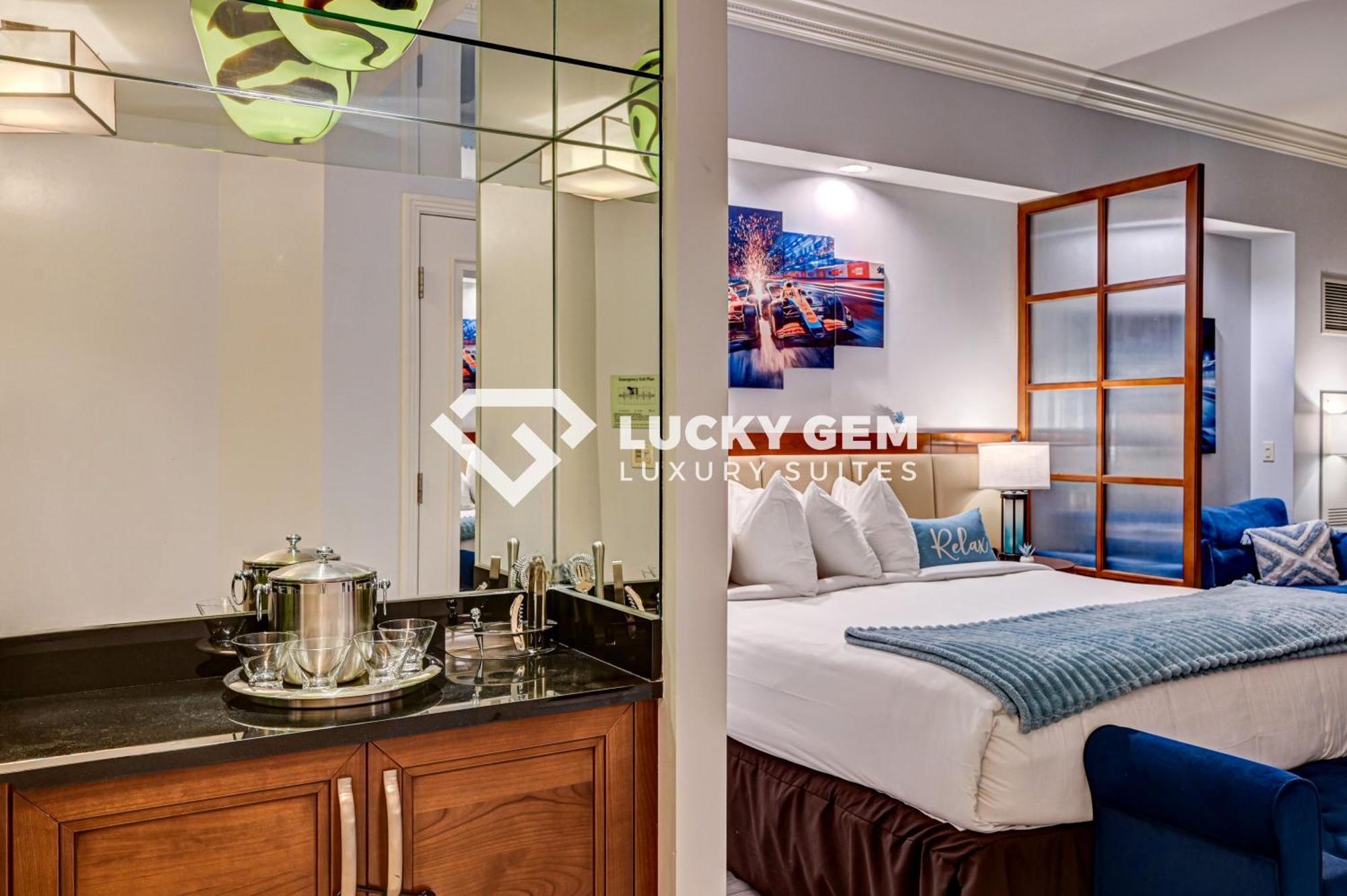Lucky Gem Penthouse & Luxury Suites At Signature Resort, Balcony Strip View 3505 Лас-Вегас Екстер'єр фото