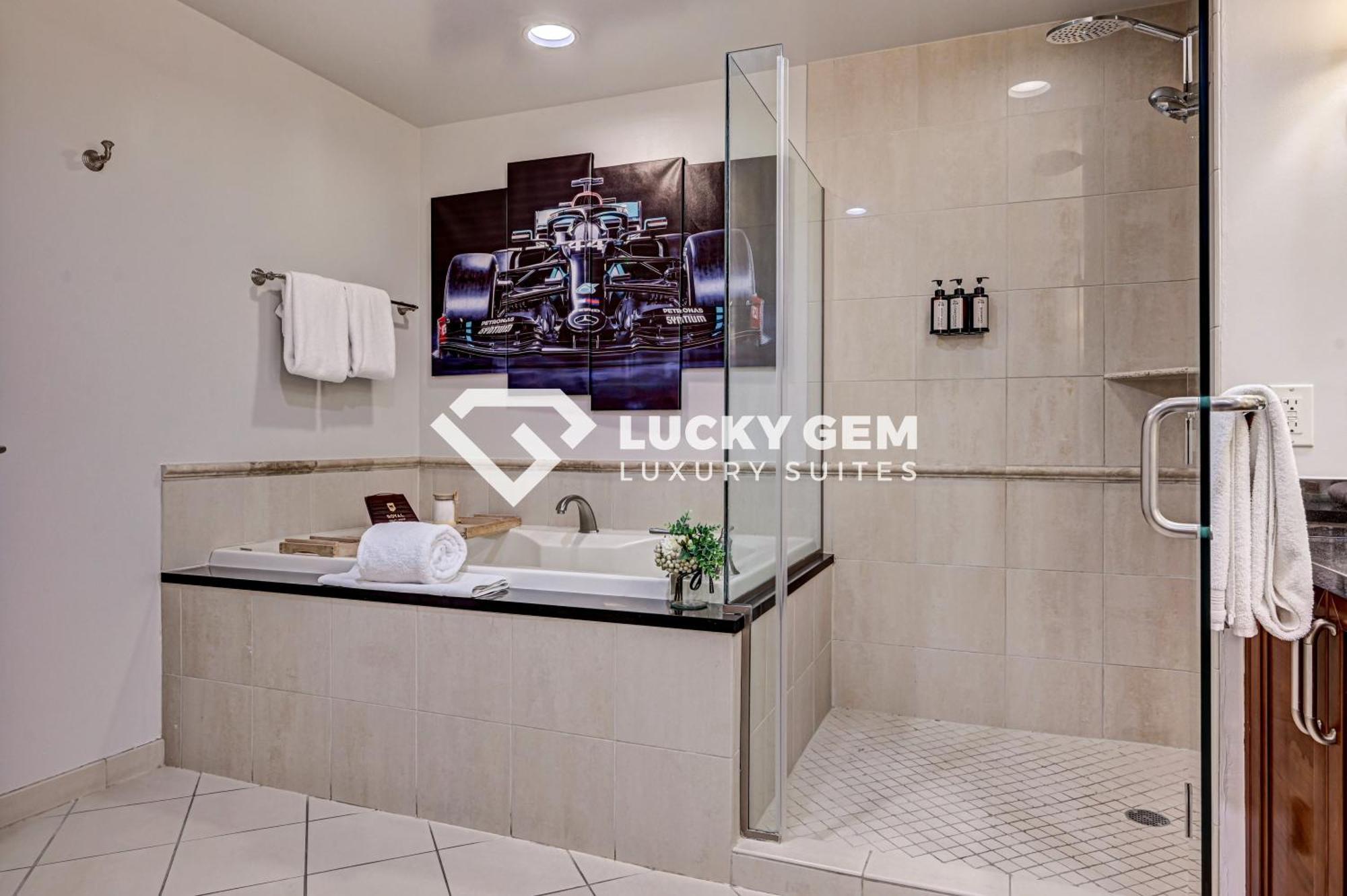 Lucky Gem Penthouse & Luxury Suites At Signature Resort, Balcony Strip View 3505 Лас-Вегас Екстер'єр фото